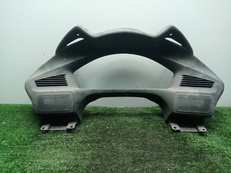 Recambio de moldura para honda nt 700 v deauville referencia OEM IAM 64216MEW9200  