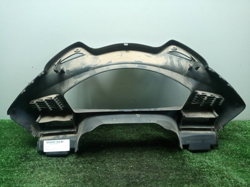Recambio de moldura para honda nt 700 v deauville referencia OEM IAM 64216MEW9200  