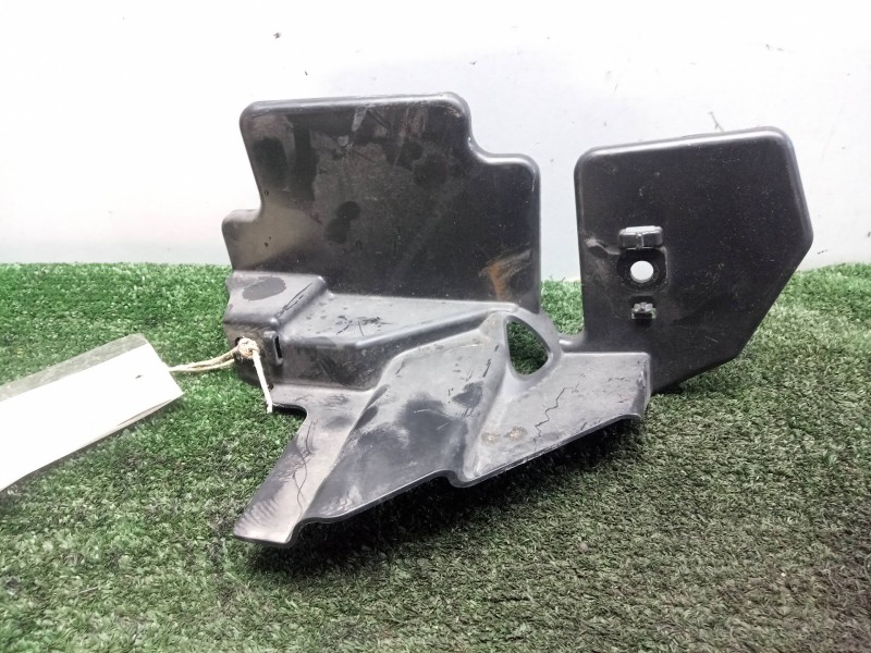 Recambio de moldura para honda forza 250 250 c.c referencia OEM IAM 64315KSVJ000  