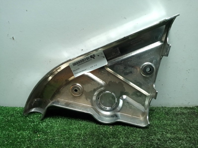 Recambio de moldura para hyosung aquila referencia OEM IAM 47221HG5100  