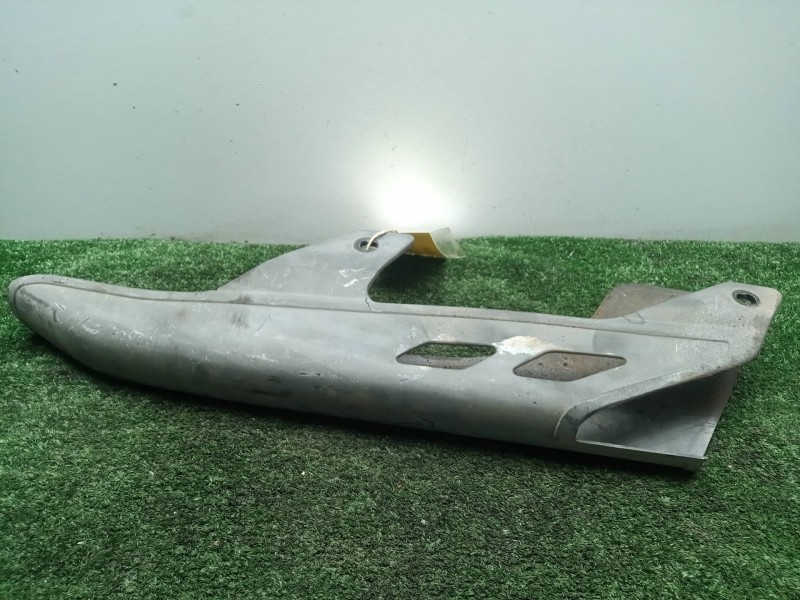 Recambio de moldura para honda transalp/africa twin/varadero referencia OEM IAM 40510MY1000 PROTECTOR.CADENA 