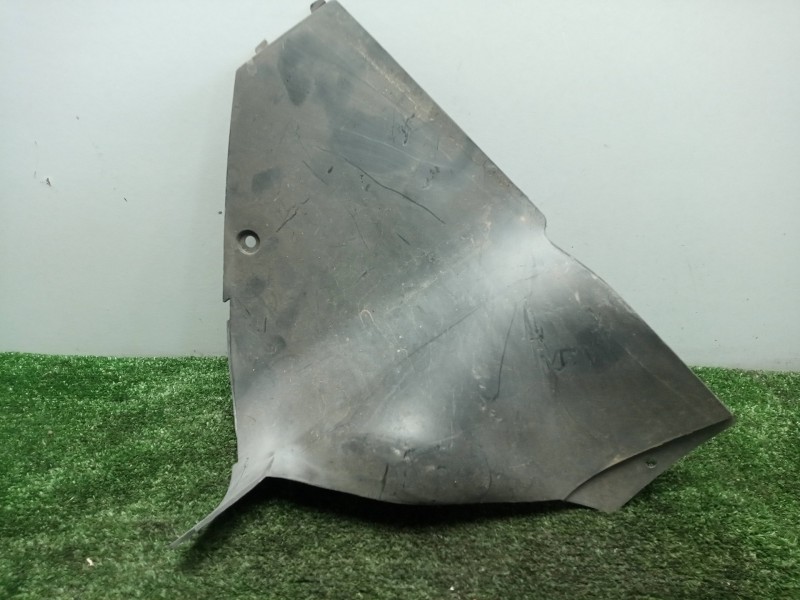 Recambio de moldura para honda transalp/africa twin/varadero referencia OEM IAM 64207MCB6120  