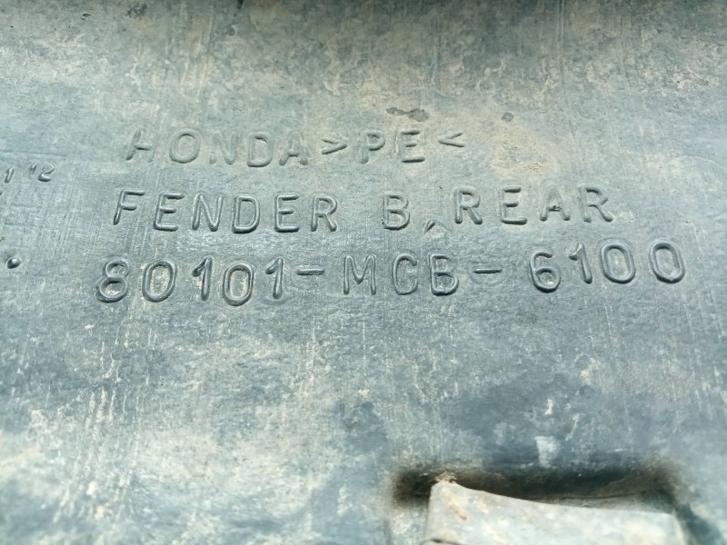 Recambio de moldura para honda transalp/africa twin/varadero referencia OEM IAM 80101MCB6100  