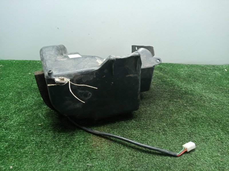 Recambio de moldura para honda transalp/africa twin/varadero referencia OEM IAM 80101MCB6100  