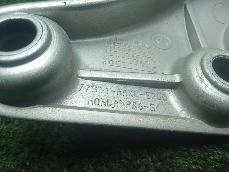 Recambio de moldura para honda fmx 650 (rd12) fx 650 vigor  (rd09) referencia OEM IAM 77311MAKGE200  