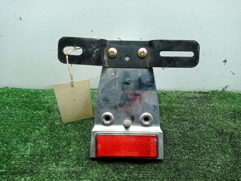 Recambio de moldura para hyosung aquila referencia OEM IAM 45541HJ8200  