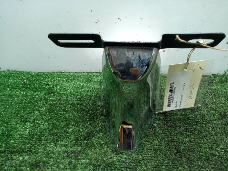 Recambio de moldura para hyosung aquila referencia OEM IAM 45541HJ8200  