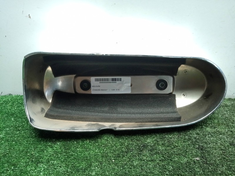 Recambio de moldura para hyosung aquila referencia OEM IAM 47421HJ8270 IZQUIERDO 