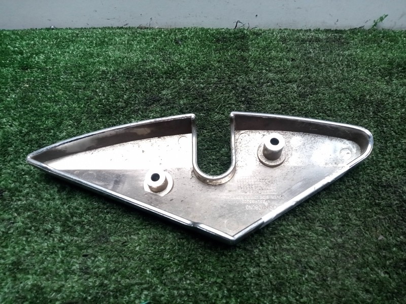 Recambio de moldura para hyosung aquila referencia OEM IAM 47231HG5100  