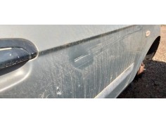 Recambio de puerta delantera derecha para hyundai getz (tb) 1.1 referencia OEM IAM    2