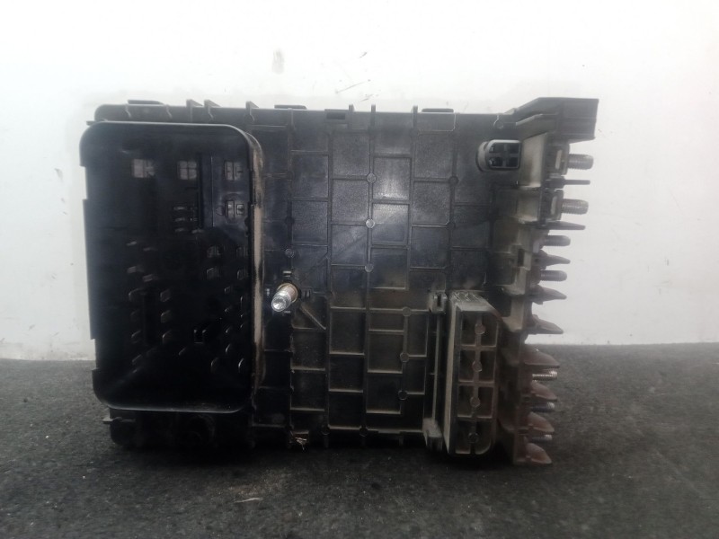 Recambio de caja reles / fusibles para volkswagen passat b6 (3c2) 1.9 tdi referencia OEM IAM 3C0937125 - 63592777  