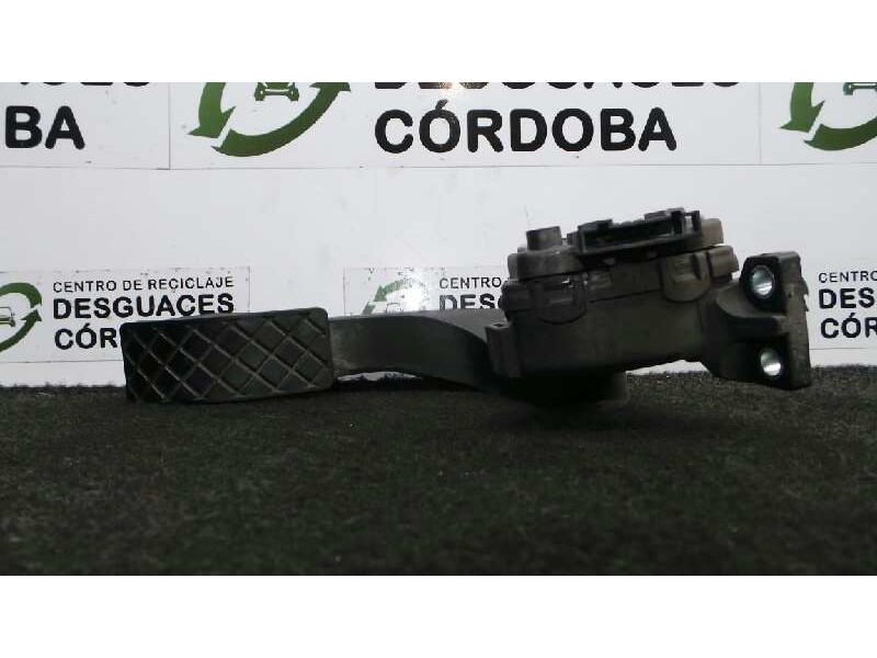 Recambio de potenciometro pedal para audi a8 (4e2) 4.2 quattro referencia OEM IAM 4E1723503-F30015601 HELLA 6.PIN