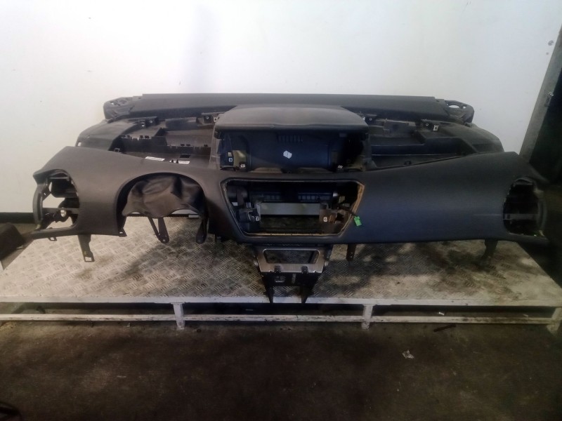 Recambio de salpicadero para citroën c4 picasso i monospace (ud_) 1.6 hdi referencia OEM IAM 9683044677  