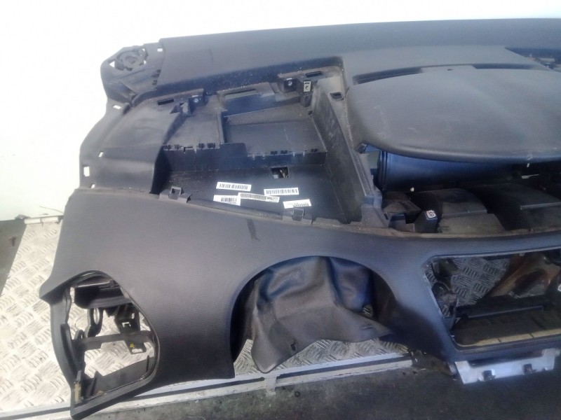 Recambio de salpicadero para citroën c4 picasso i monospace (ud_) 1.6 hdi referencia OEM IAM 9683044677  