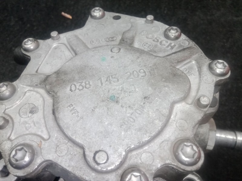 Recambio de bomba inyeccion para volkswagen passat b6 (3c2) 1.9 tdi referencia OEM IAM 038145209M - V140  BOSCH