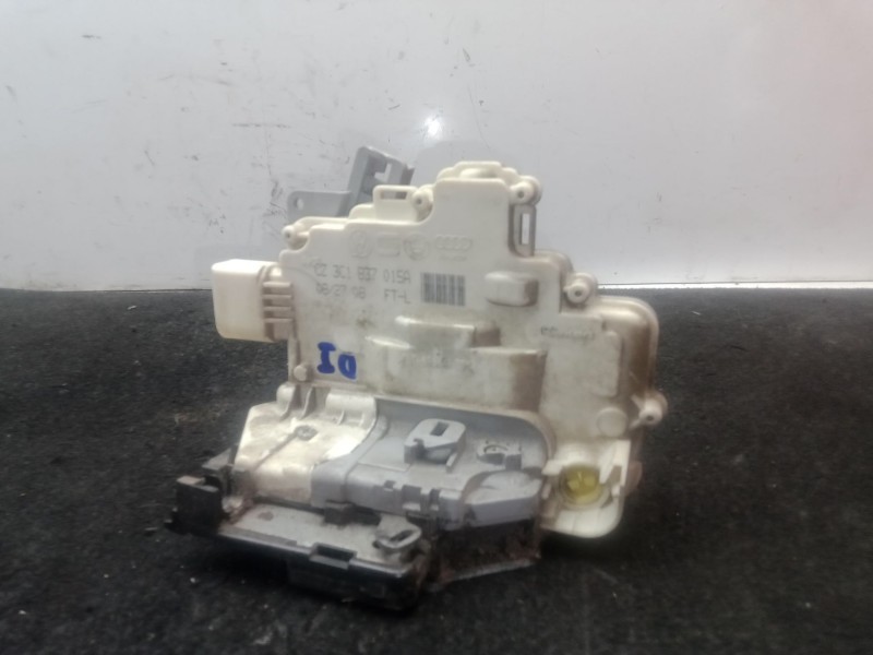 Recambio de cerradura puerta delantera izquierda para volkswagen passat b6 (3c2) 1.9 tdi referencia OEM IAM 3C1837015A  