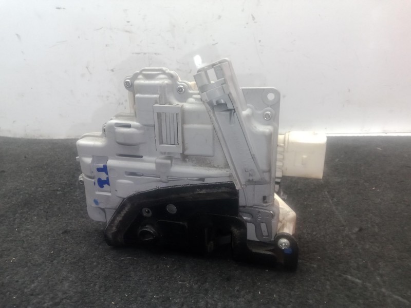 Recambio de cerradura puerta trasera izquierda para volkswagen passat b6 (3c2) 1.9 tdi referencia OEM IAM 3C4839015A  