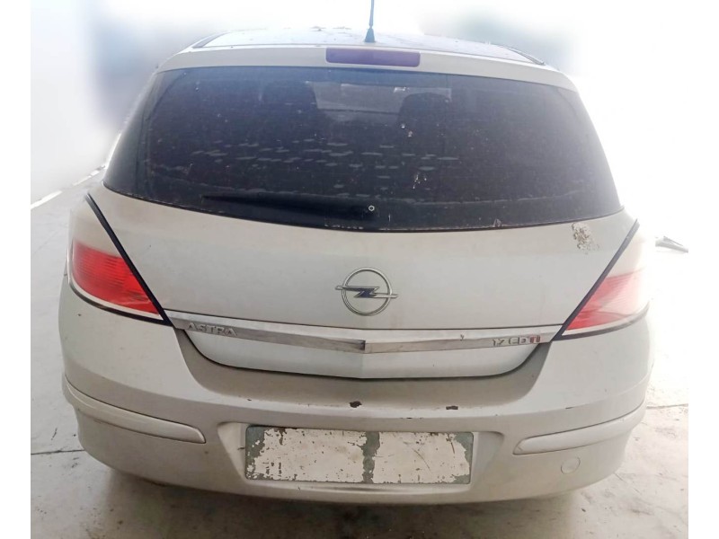 opel astra h (a04) del año 2006