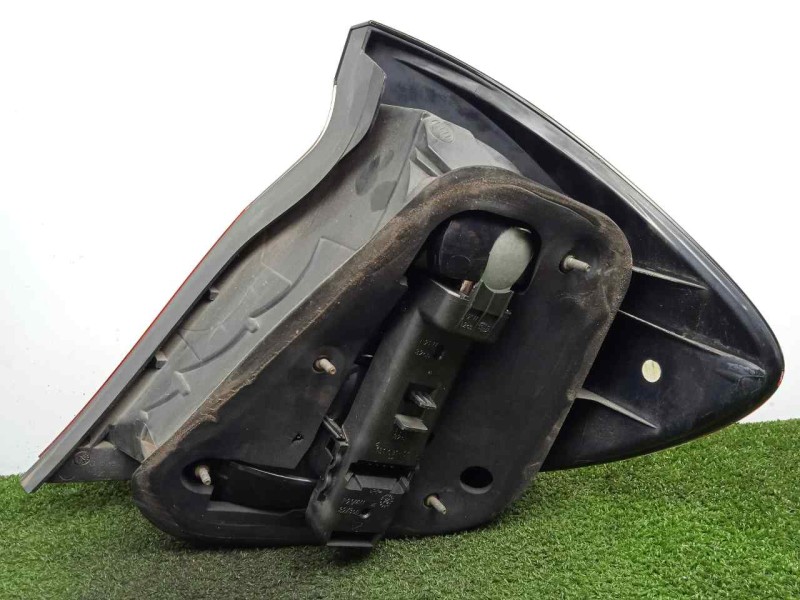 Recambio de piloto trasero izquierdo para mercedes-benz clase c (w203) sportcoupe 1.8 cat referencia OEM IAM A2038200564  00-04
