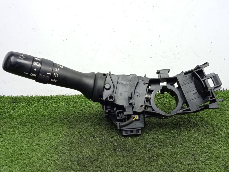Recambio de mando luces para toyota auris 2.0 d-4d cat referencia OEM IAM 8414002330  