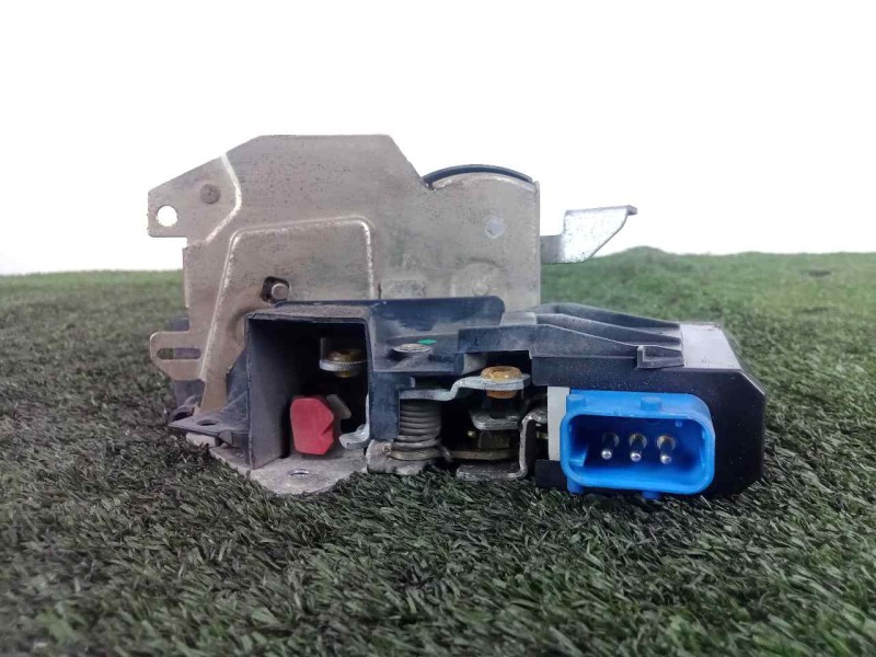 Recambio de cerradura puerta trasera derecha para bmw serie 5 berlina (e34) 525tds referencia OEM IAM  3.PINES 