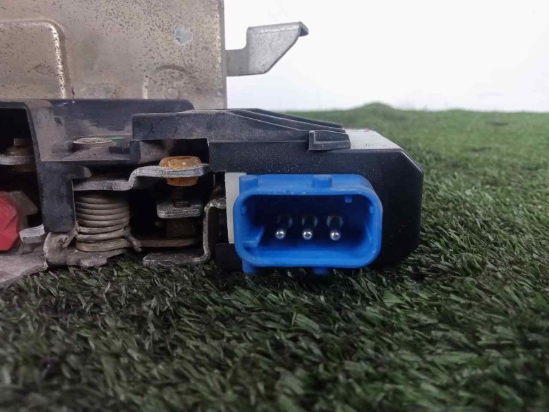 Recambio de cerradura puerta trasera derecha para bmw serie 5 berlina (e34) 525tds referencia OEM IAM  3.PINES 