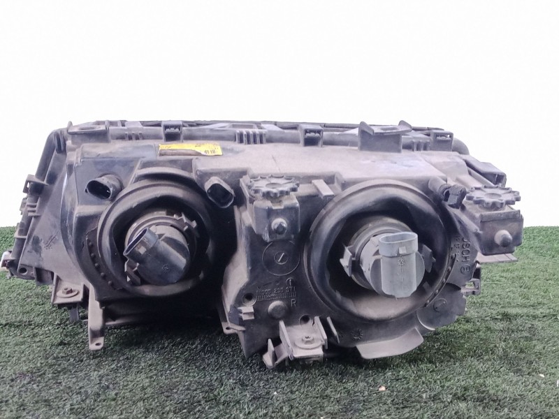 Recambio de faro derecho para bmw 3 (e46) 320 d referencia OEM IAM 0301089202 - 8361948 BOSCH 