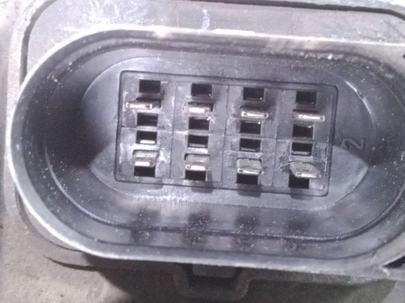 Recambio de faro izquierdo para seat toledo ii (1m2) 1.9 tdi referencia OEM IAM 1M1941015 VALEO 