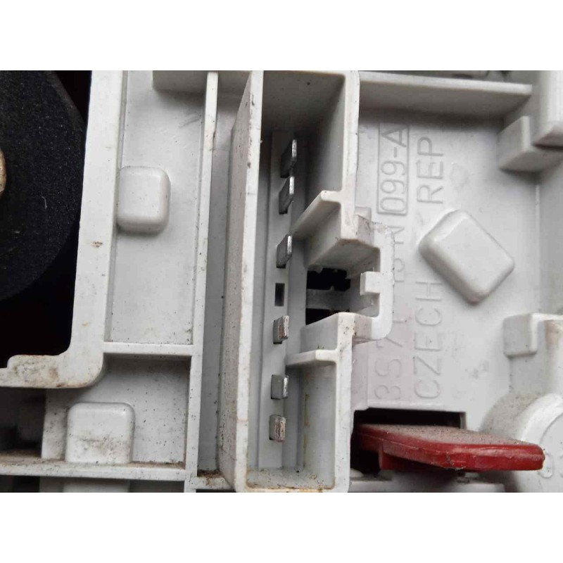 Recambio de piloto trasero izquierdo para ford mondeo berlina (ge) 2.0 tdci td cat referencia OEM IAM 1S7113405A 03-05 