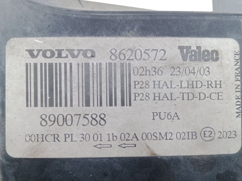 Recambio de faro derecho para volvo xc90 2.4 diesel cat referencia OEM IAM 8620572 - 89007588 VALEO HALOGENO