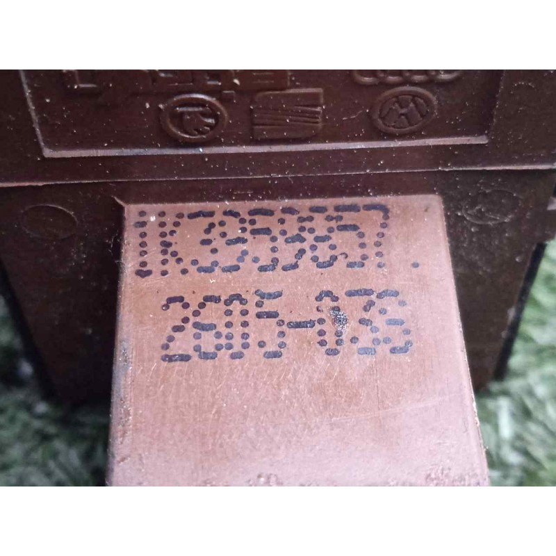Recambio de mando elevalunas delantero izquierdo para volkswagen golf v berlina (1k1) 1.9 tdi referencia OEM IAM 1K3959857 2.BOT