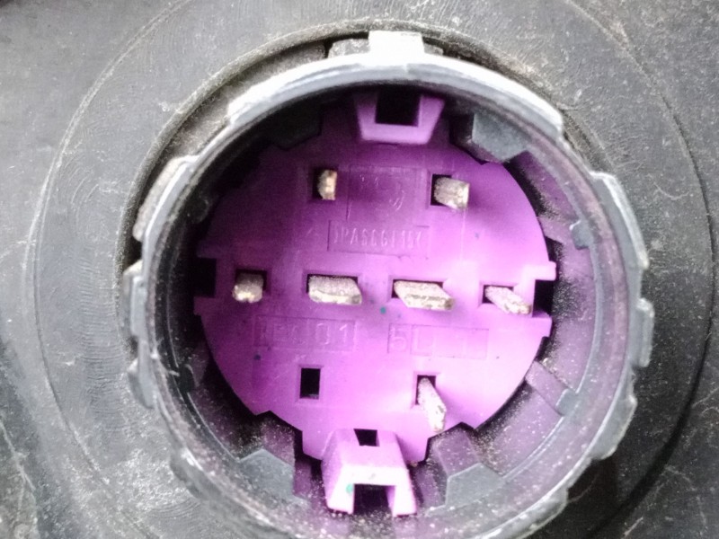 Recambio de faro izquierdo para fiat doblo caja/chasis (263_) 1.3 d multijet referencia OEM IAM 10500748  