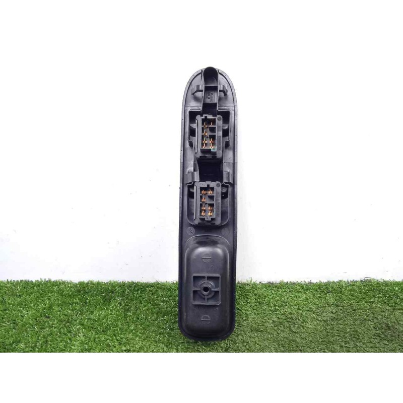 Recambio de mando elevalunas delantero izquierdo para peugeot 307 (s1) 1.4 16v cat (kfu / et3j4) referencia OEM IAM SINREFERENCI