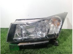 Recambio de faro izquierdo para chevrolet cruze hatchback (j305) 2.0 cdi referencia OEM IAM 13063 - 12412 H4 HALOGENO