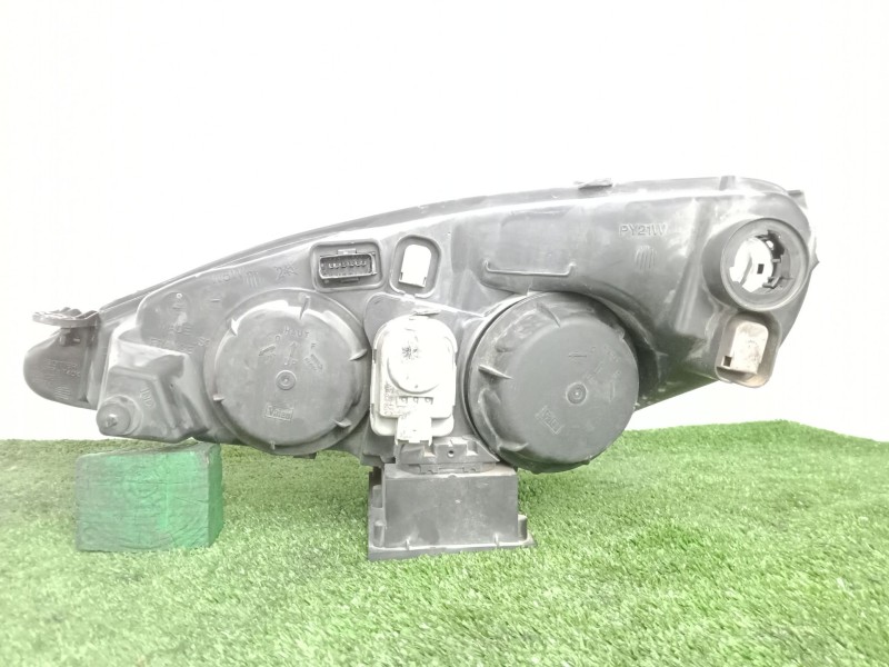 Recambio de faro derecho para peugeot 607 (9d, 9u) 2.0 hdi referencia OEM IAM 9654670880  XENON