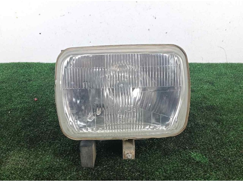 Recambio de faro derecho para renault rapid/express (f40) 1.4 referencia OEM IAM SIN REFERENCIA 1.SERIE 
