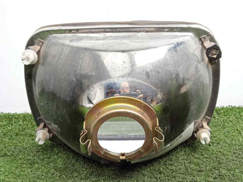 Recambio de faro derecho para vehiculos fuera decreto ley microcar / cuadriciclo / tricilo combustion referencia OEM IAM SIN REF