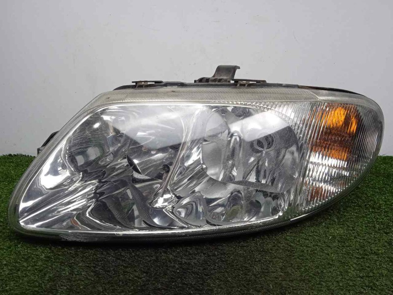 Recambio de faro izquierdo para chrysler voyager (rg) 2.5 crd cat referencia OEM IAM 04857703AB  