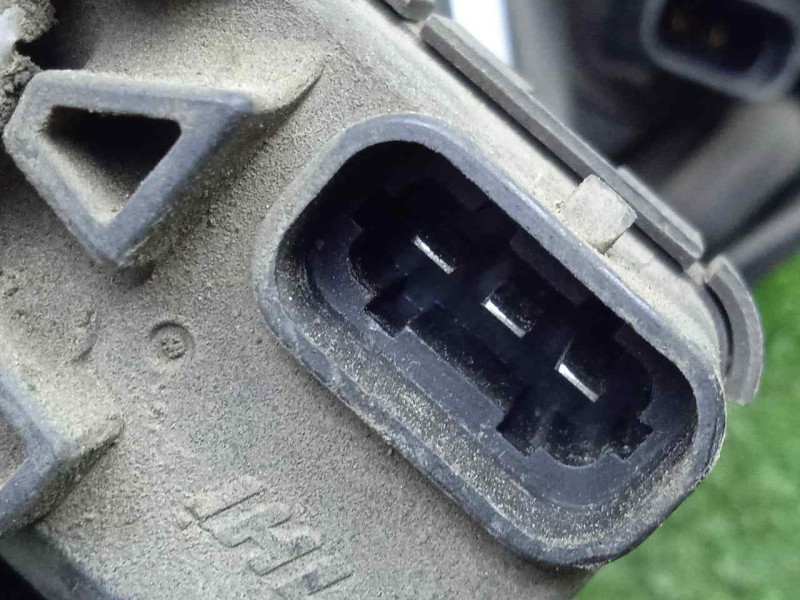 Recambio de faro izquierdo para hyundai accent (lc) 1.5 12v cat referencia OEM IAM  03-06 FONDO.CROMADO