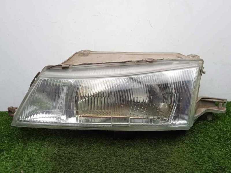 Recambio de faro izquierdo para daewoo nexia 1.5 16v cat referencia OEM IAM  95-00 