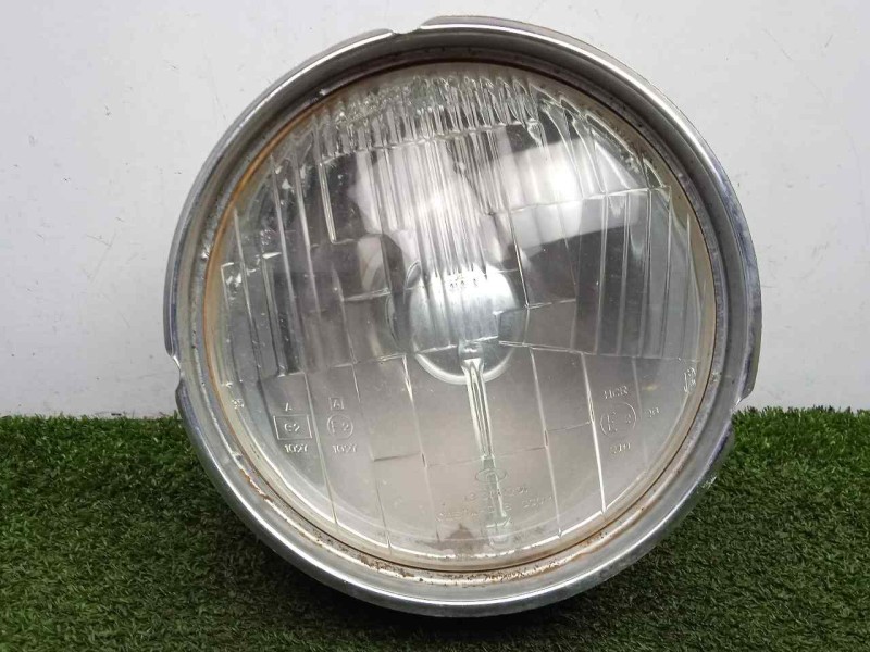 Recambio de faro izquierdo para lada niva ( 2121 / 21213 / 21214 / 21215 ) 1.6 referencia OEM IAM   