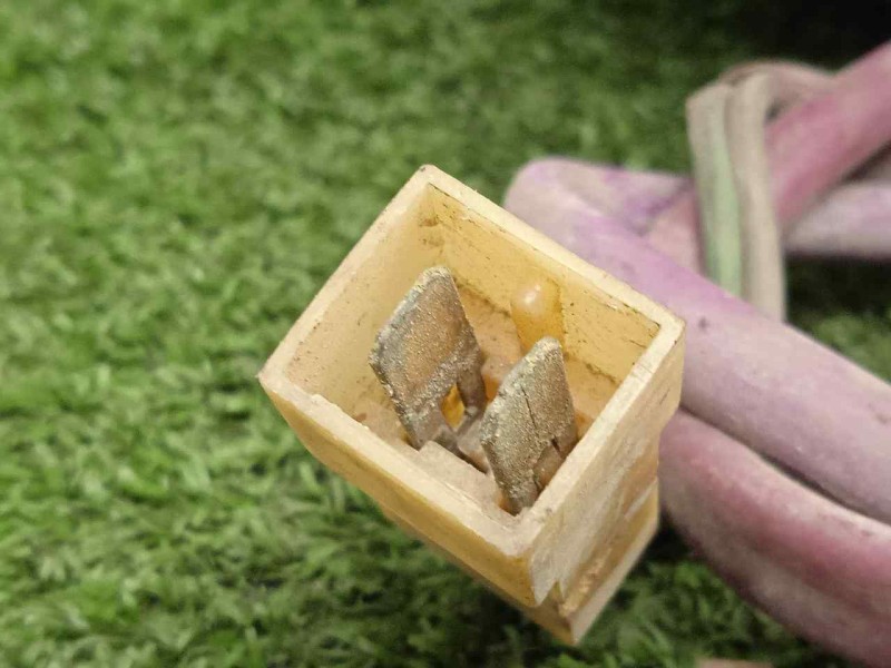 Recambio de faro izquierdo para lada niva ( 2121 / 21213 / 21214 / 21215 ) 1.6 referencia OEM IAM   