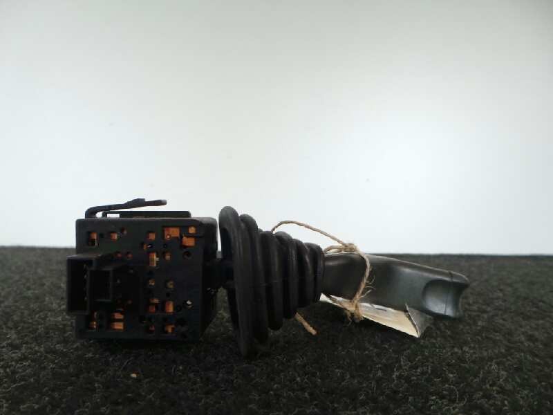 Recambio de mando luces para opel corsa c 1.7 16v di cat (y 17 dtl / lk8) referencia OEM IAM 09185413-12268700 CORSA.C 