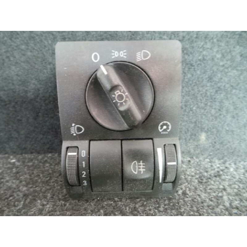 Recambio de interruptor luces para opel corsa c 1.7 16v di cat (y 17 dtl / lk8) referencia OEM IAM 0524119-9116613 CORSA.C 1.ANT