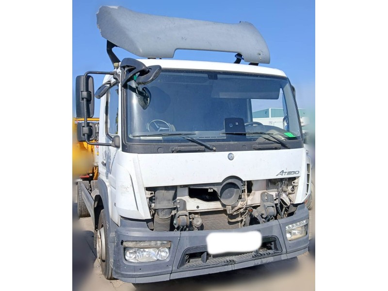 mercedes-benz atego del año 2016