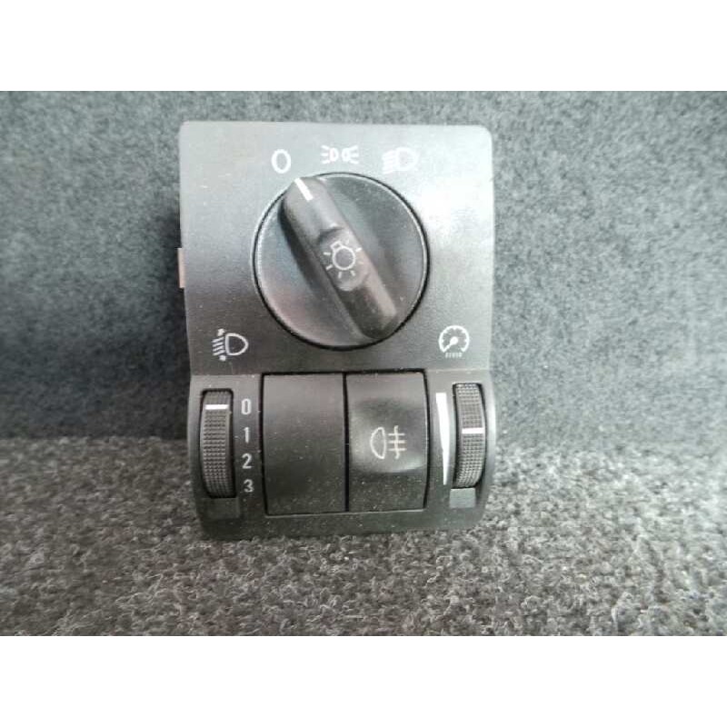 Recambio de interruptor luces para opel corsa c 1.7 16v di cat (y 17 dtl / lk8) referencia OEM IAM 0524119-9116613 CORSA.C 1.ANT
