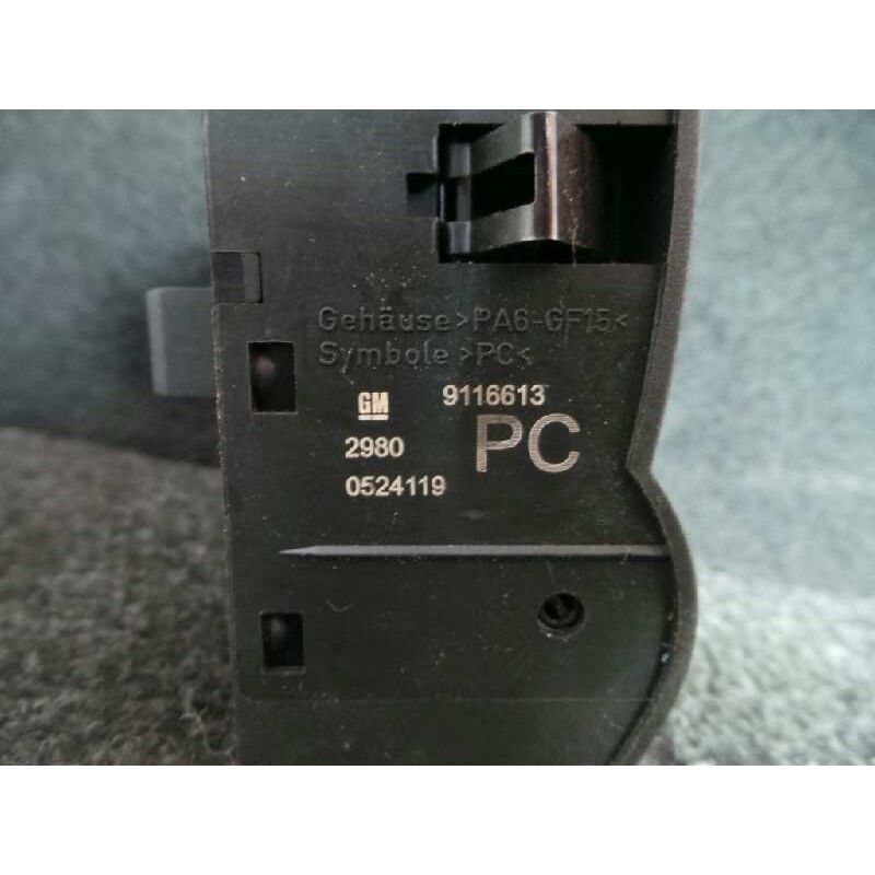 Recambio de interruptor luces para opel corsa c 1.7 16v di cat (y 17 dtl / lk8) referencia OEM IAM 0524119-9116613 CORSA.C 1.ANT
