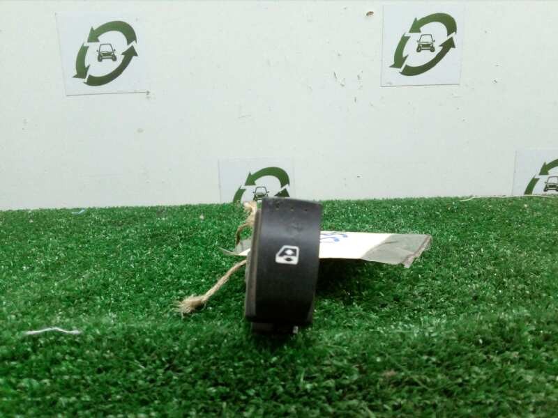 Recambio de mando elevalunas delantero derecho para renault scenic ii 1.9 dci diesel referencia OEM IAM 315027A-28082 6.PIN CONE