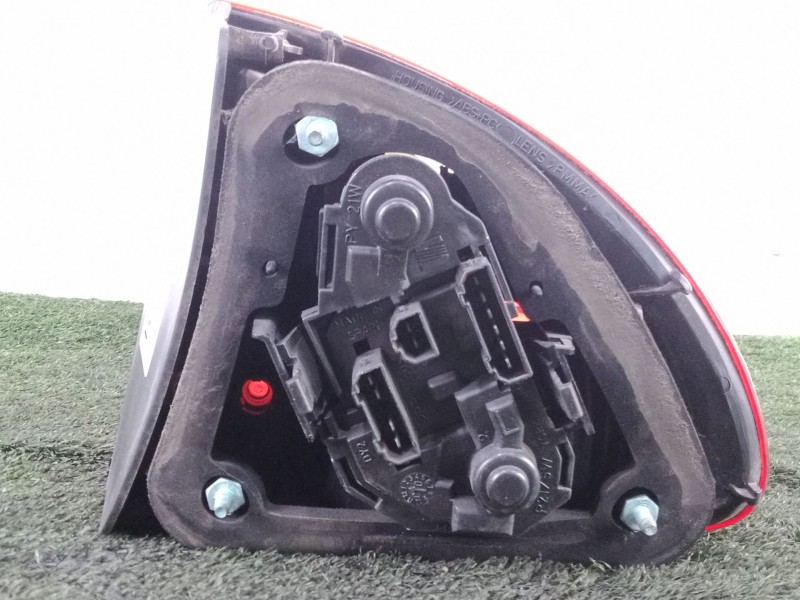 Recambio de piloto trasero izquierdo para seat leon (1m1) 1.6 referencia OEM IAM   