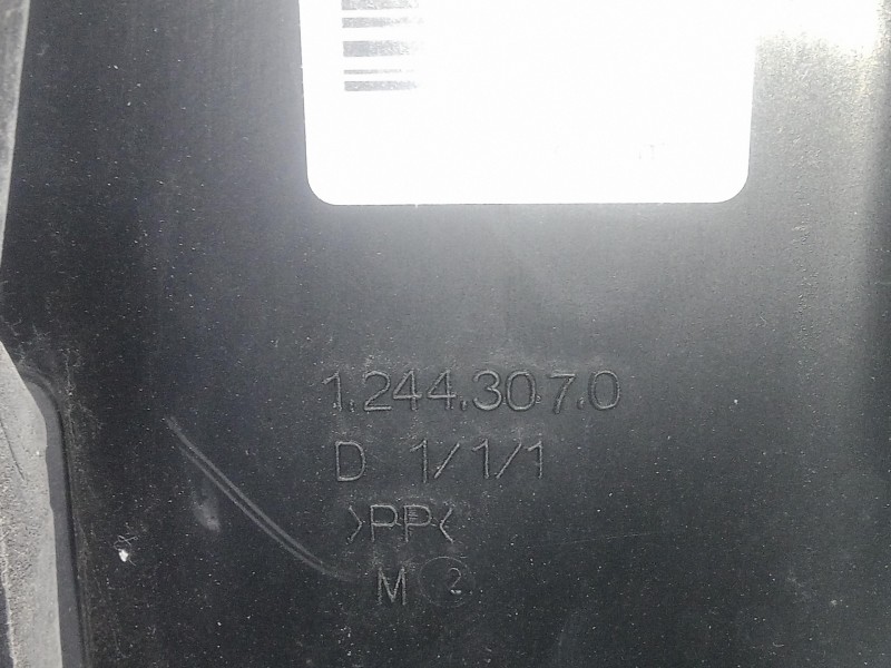 Recambio de retrovisor derecho para renault clio iii 1.2 referencia OEM IAM 12443070 MANUAL NEGRO.PLASTICO